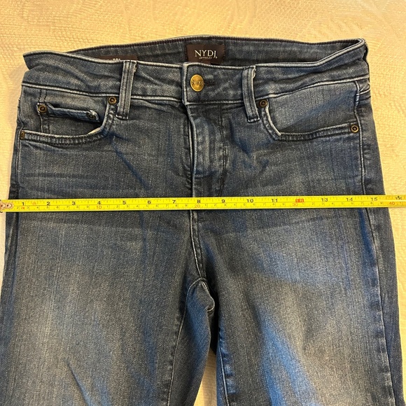 Women’s NYDJ Capri Jean Pants | Size‎ 8 - Picture 7 of 8